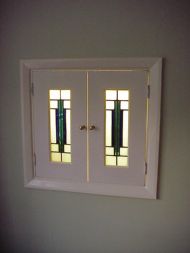 Elegant serving hatch